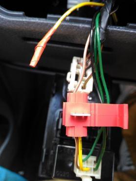 Колодка к электрокорректору на фаре Датсун 8 выходов с проводом