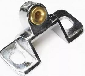 Фиксатор ответная часть замка багажника, скоба Niva 4x4 21213-6305064.